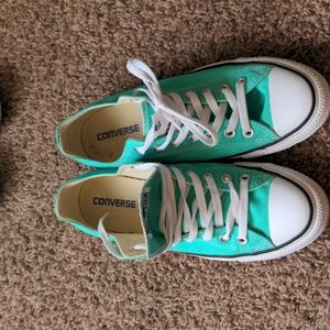 Teal converse